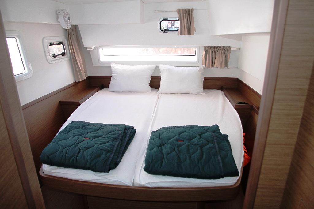 Lagoon 42 - 4 + 2 cab., picture 14