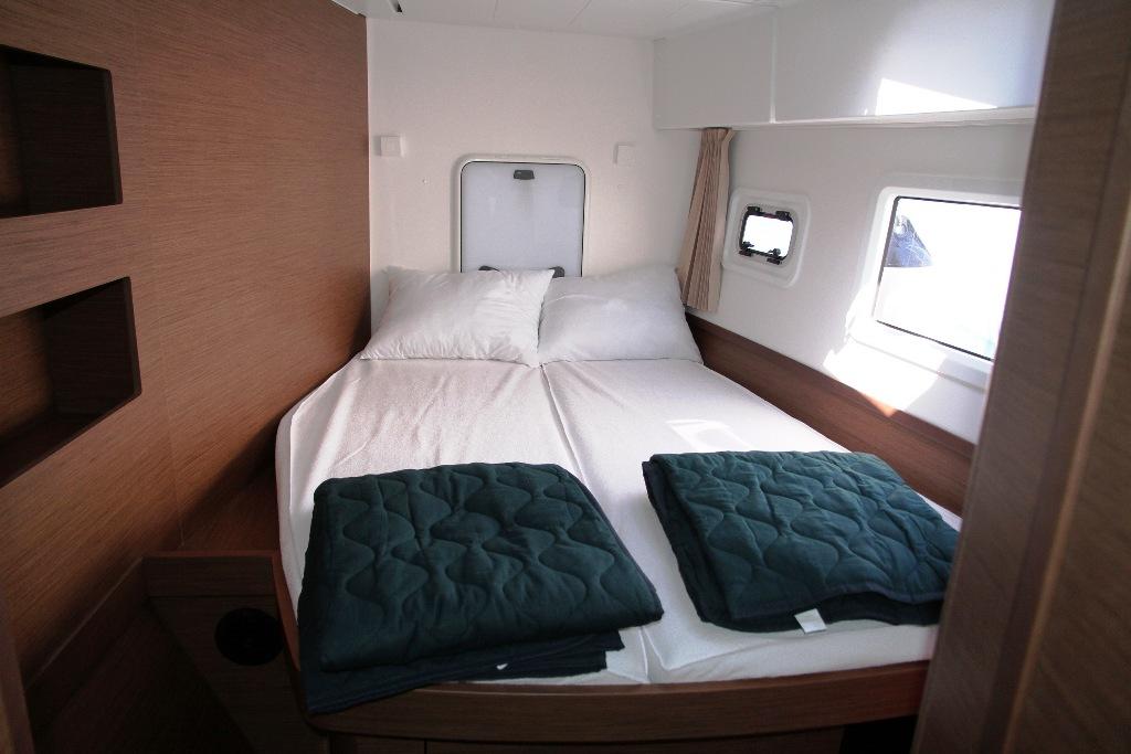 Lagoon 42 - 4 + 2 cab., picture 13