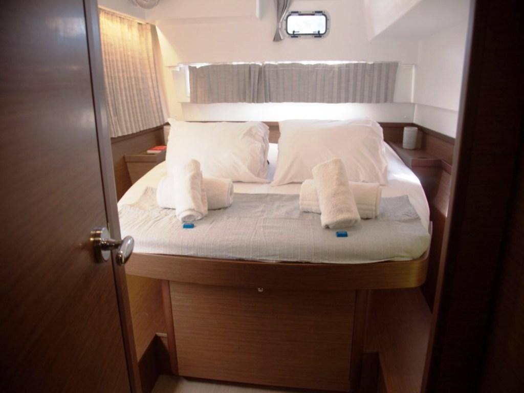 Lagoon 42 - 4 + 1 cab., picture 14