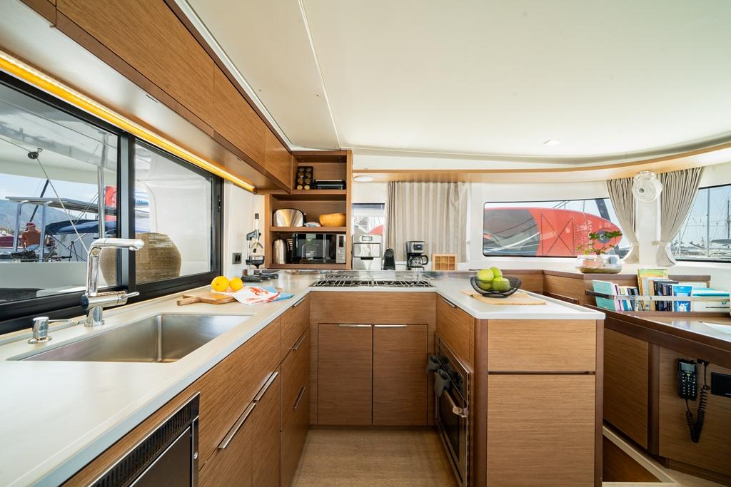 Lagoon 46 - 4 + 1 cab., picture 8