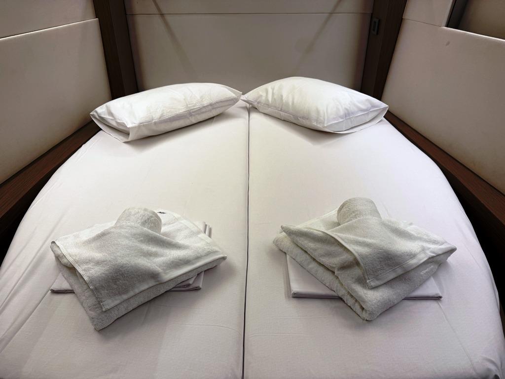 Lagoon 50 - 6 + 1 cab., picture 17