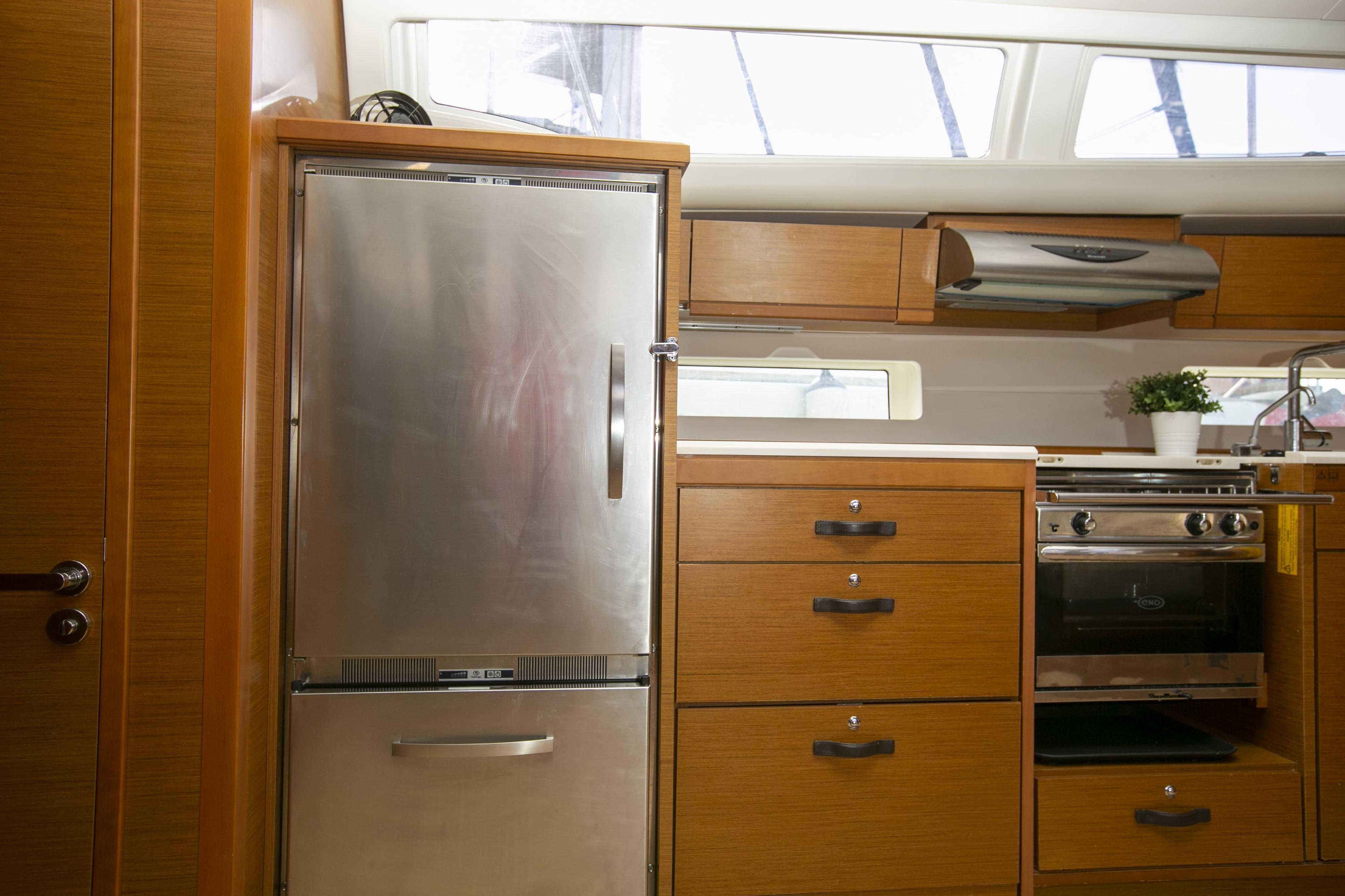 Jeanneau 54 - 5 + 1 cab.	, picture 10