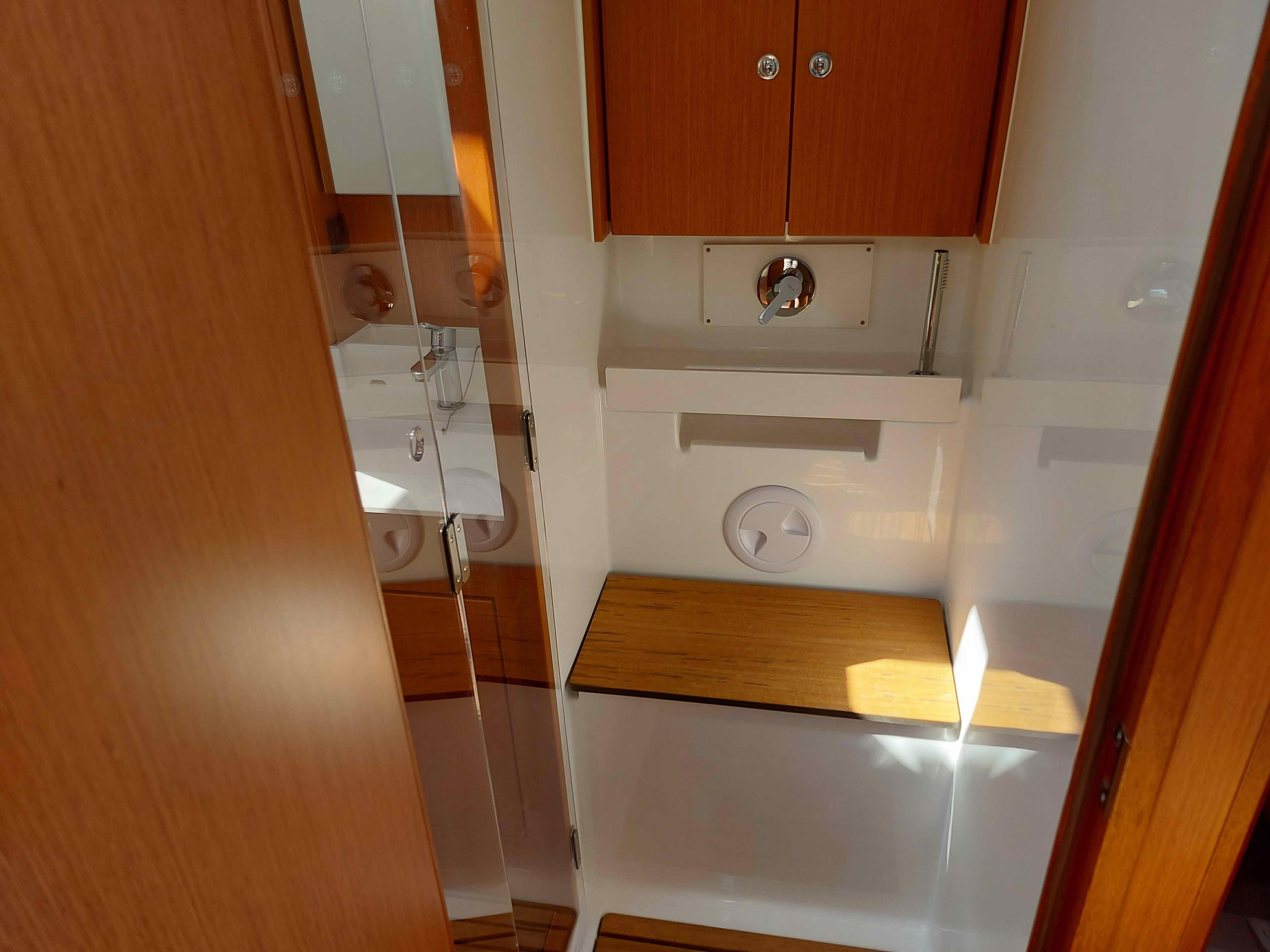 Bavaria C57 - 4 + 1 cab., picture 8