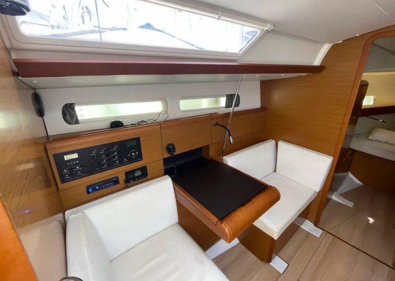 Sun Odyssey 419 - 3 cab., picture 9
