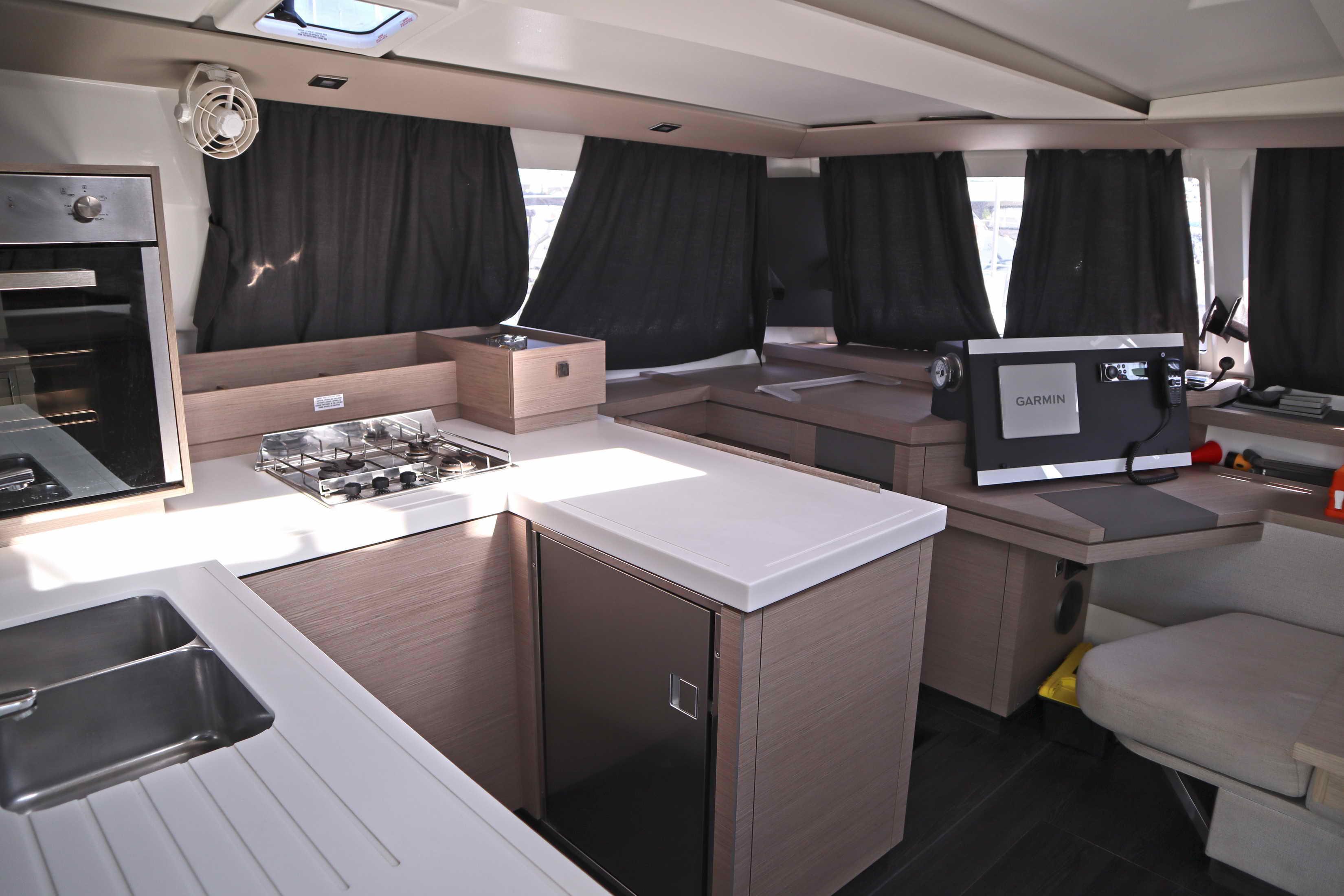 Fountaine Pajot Astrea 42 - 3 + 2 cab., picture 11