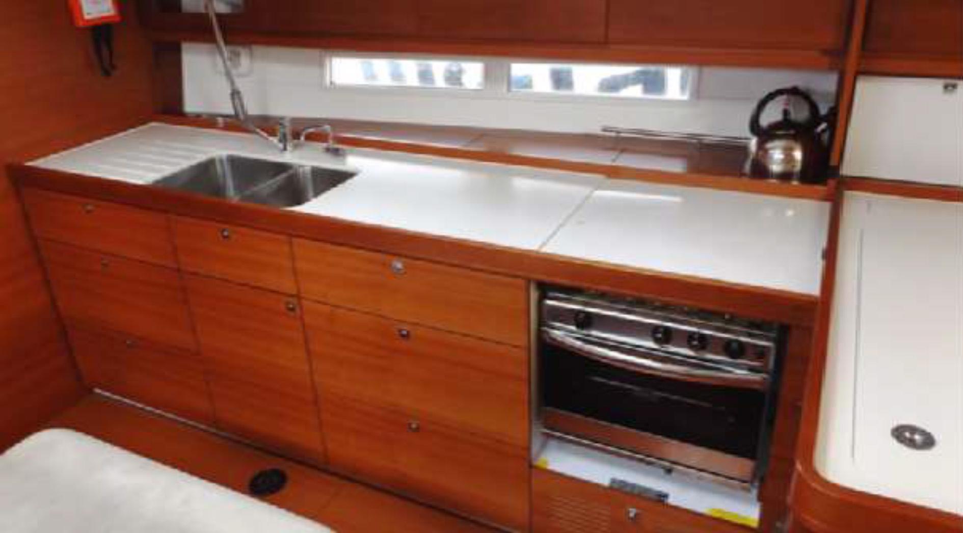 Dufour 450 GL - Oscar Time, picture 13