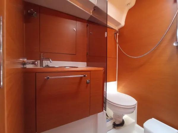 Sun Odyssey 439, picture 8