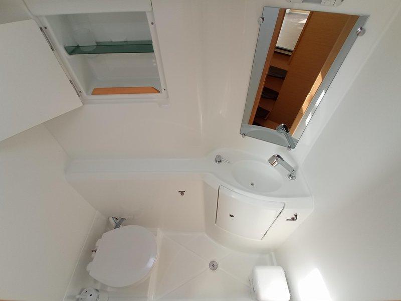 Lagoon 380 - 4 cab., picture 7