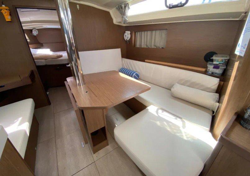 Oceanis 41.1, picture 8