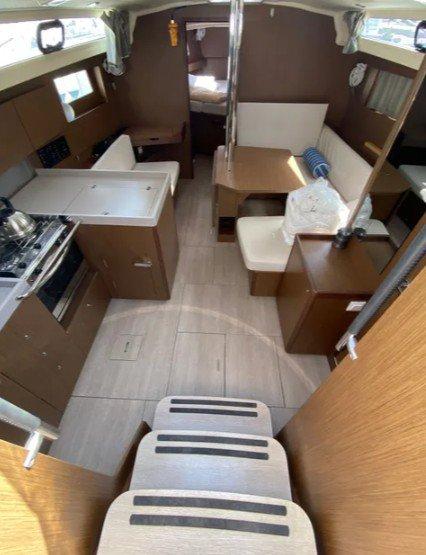 Oceanis 41.1, picture 9