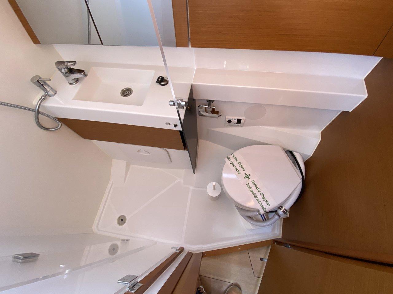 Sun Odyssey 410 - 3 cab., picture 16