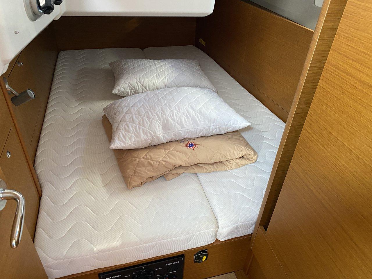 Sun Odyssey 410 - 3 cab., picture 11