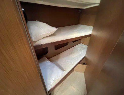 Oceanis 40.1, picture 12