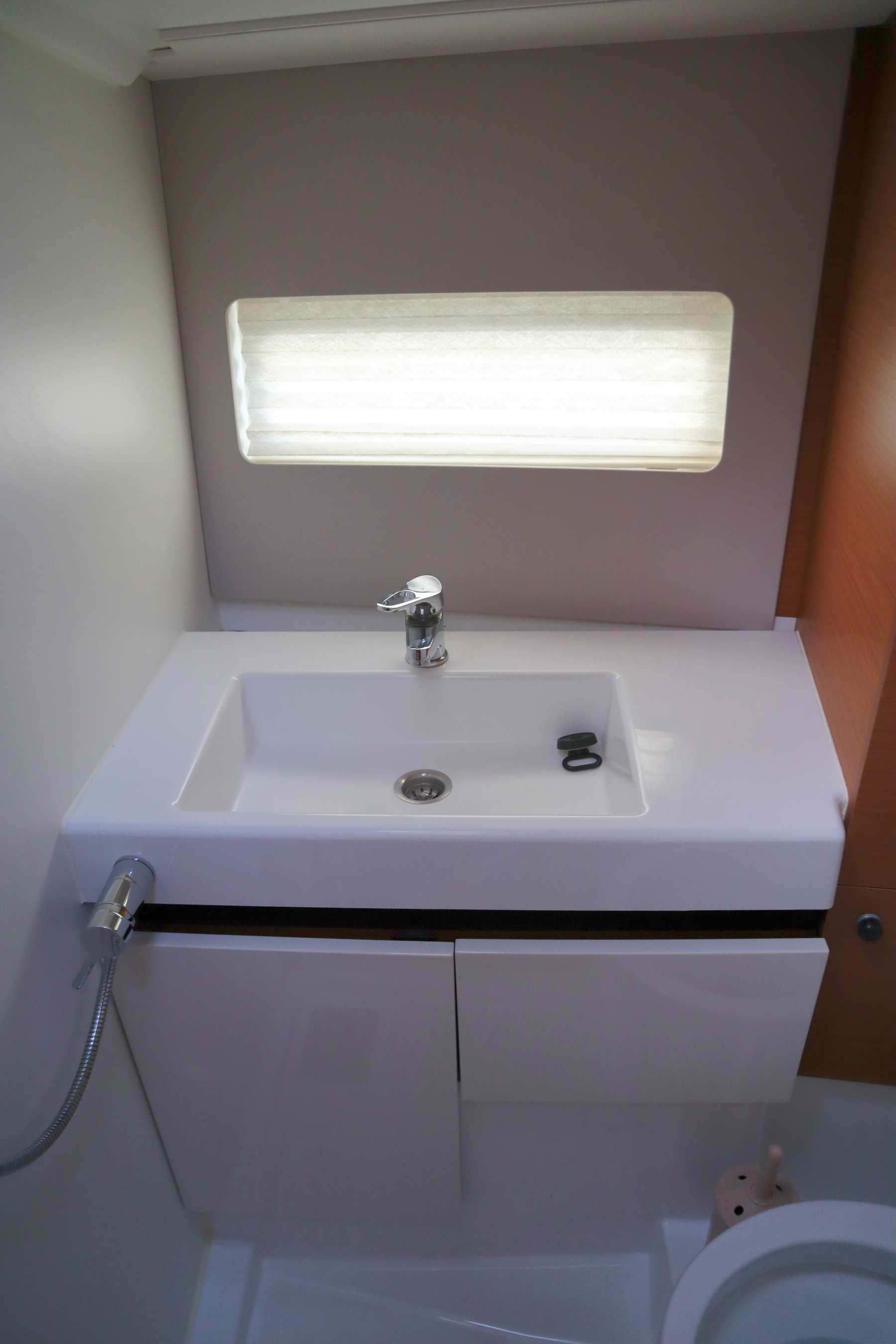 Sun Odyssey 490 - 5 + 1 cab., picture 15