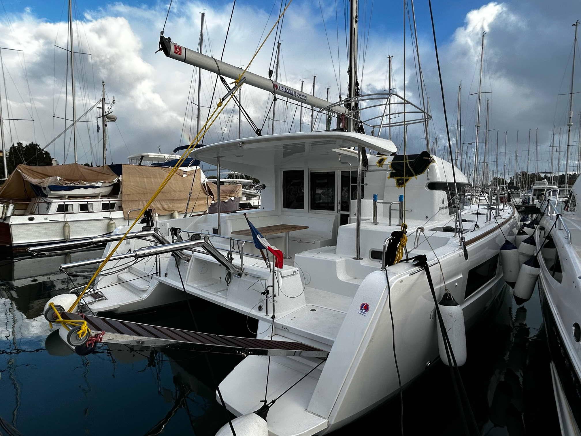 Lagoon 40 - 4 + 2 cab, picture 3