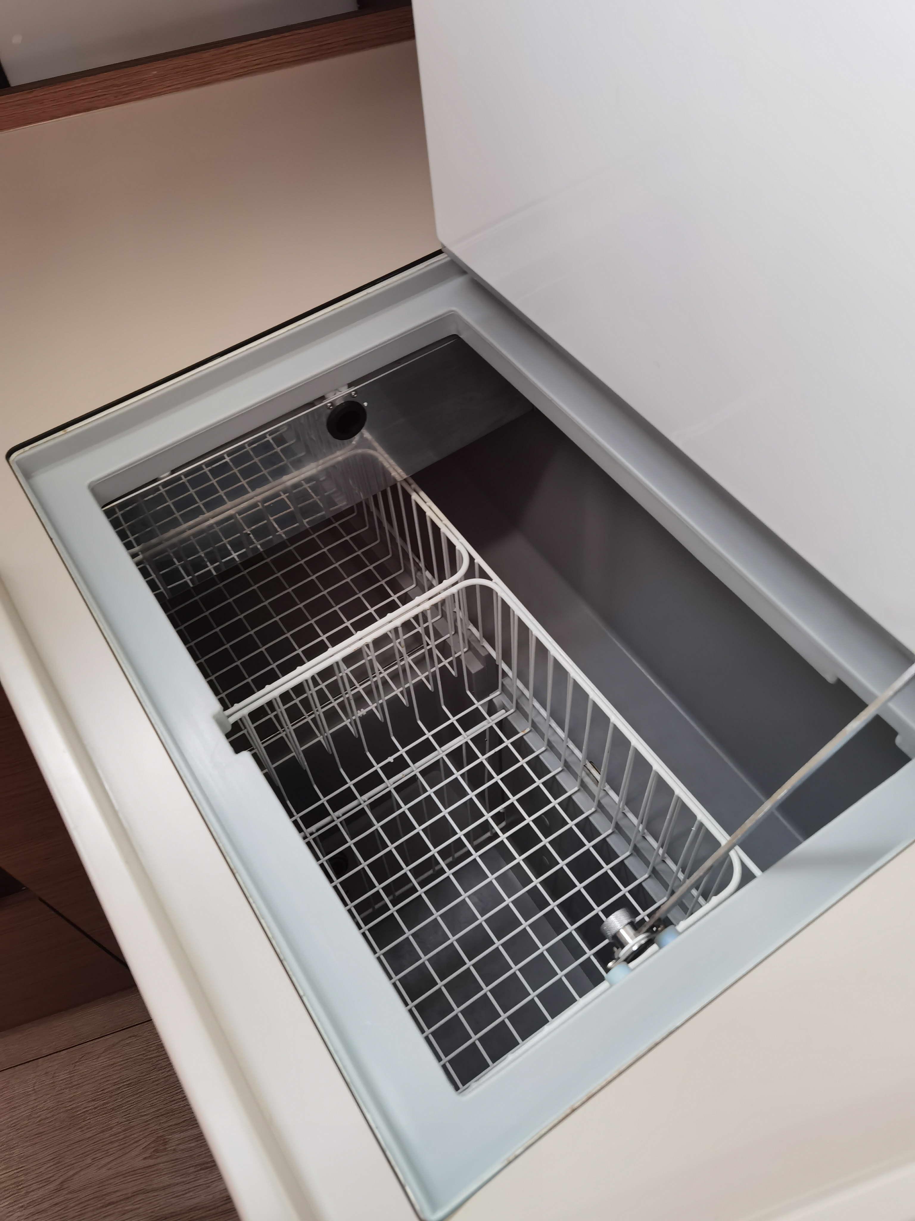 Oceanis 40.1, picture 14