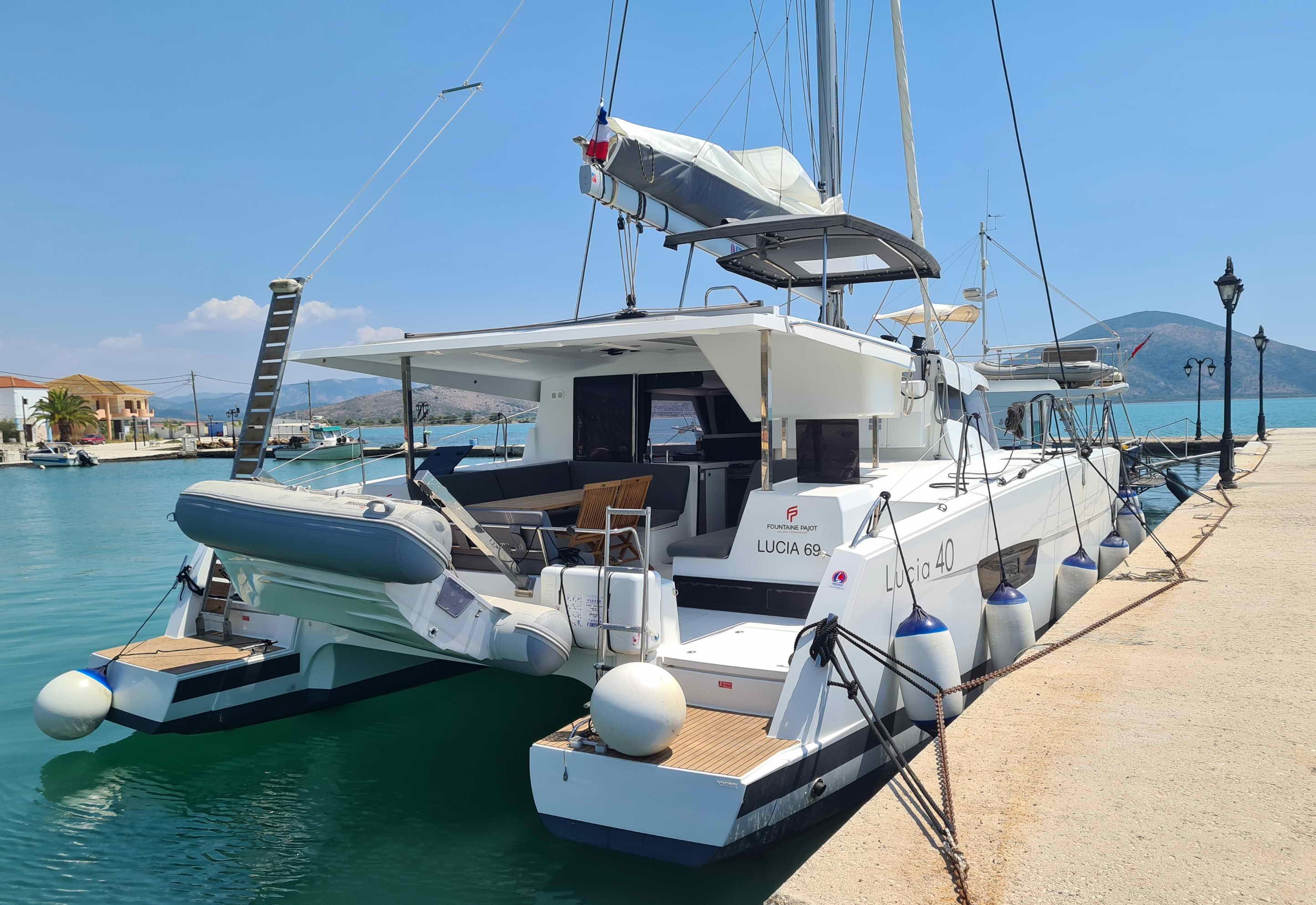 Fountaine Pajot Lucia 40 - 4 cab., picture 1