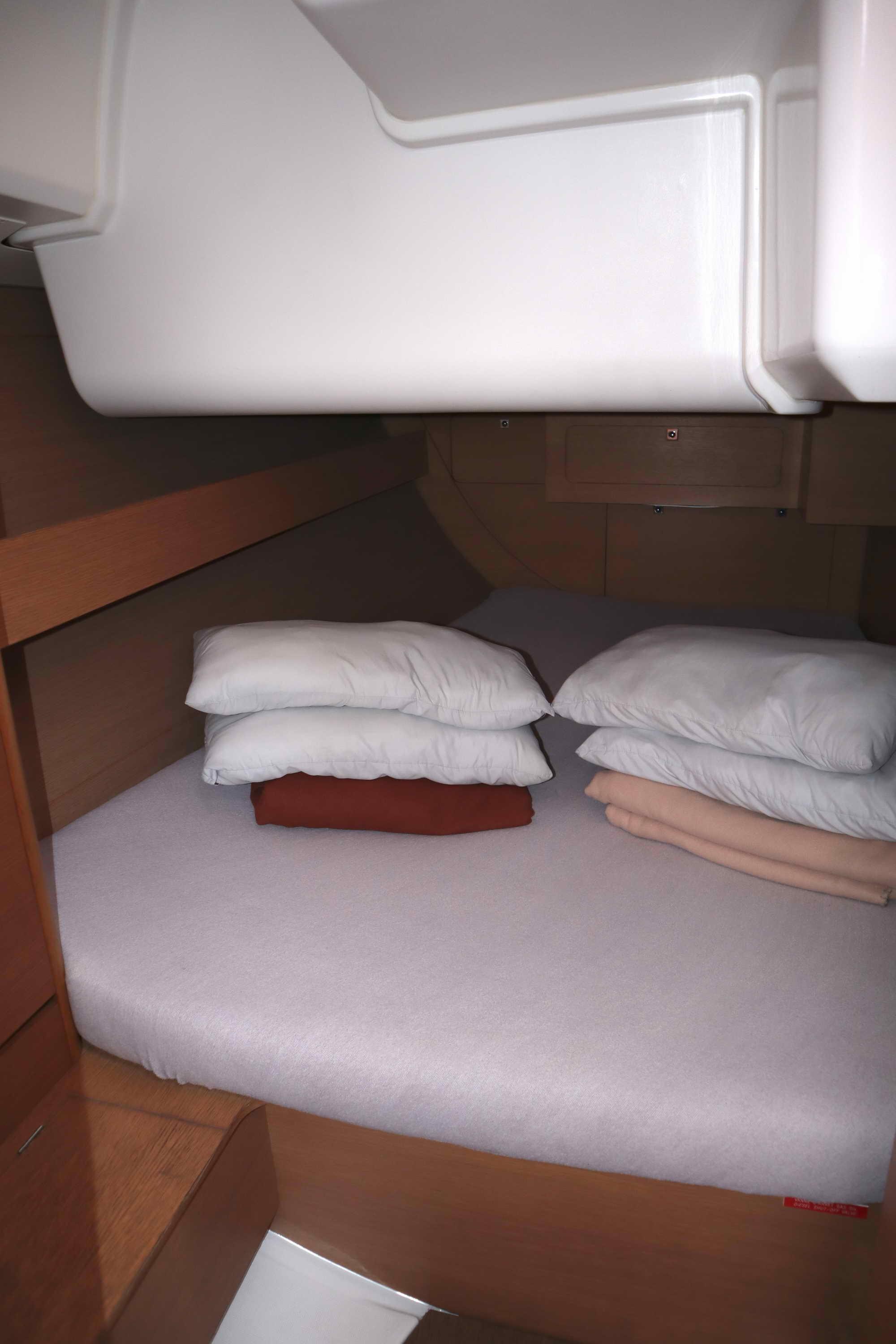 Dufour 382 GL, picture 12