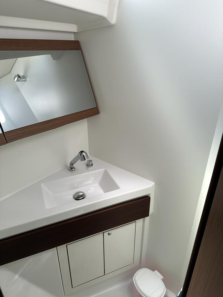 Oceanis 46.1, picture 17