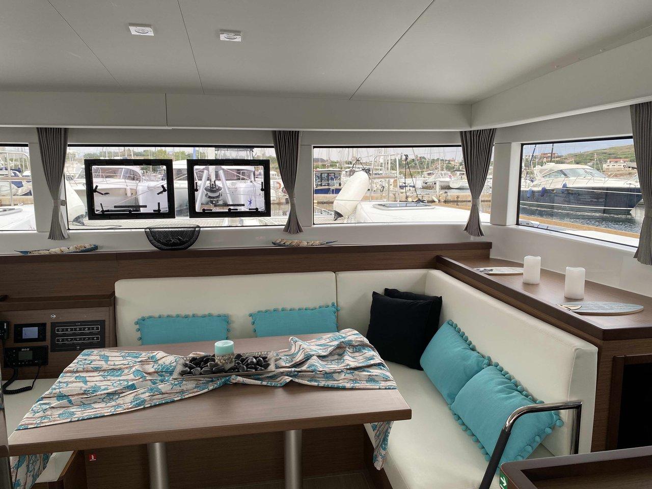 Lagoon 40 - 4 + 2 cab, picture 6