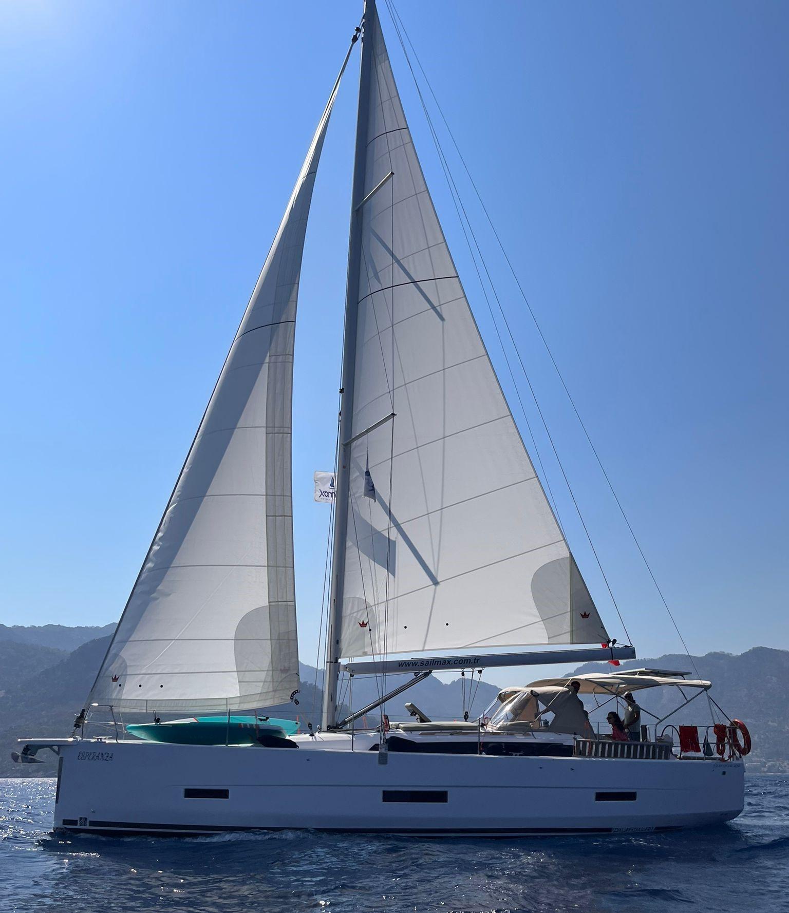 Dufour 430 GL, picture 1