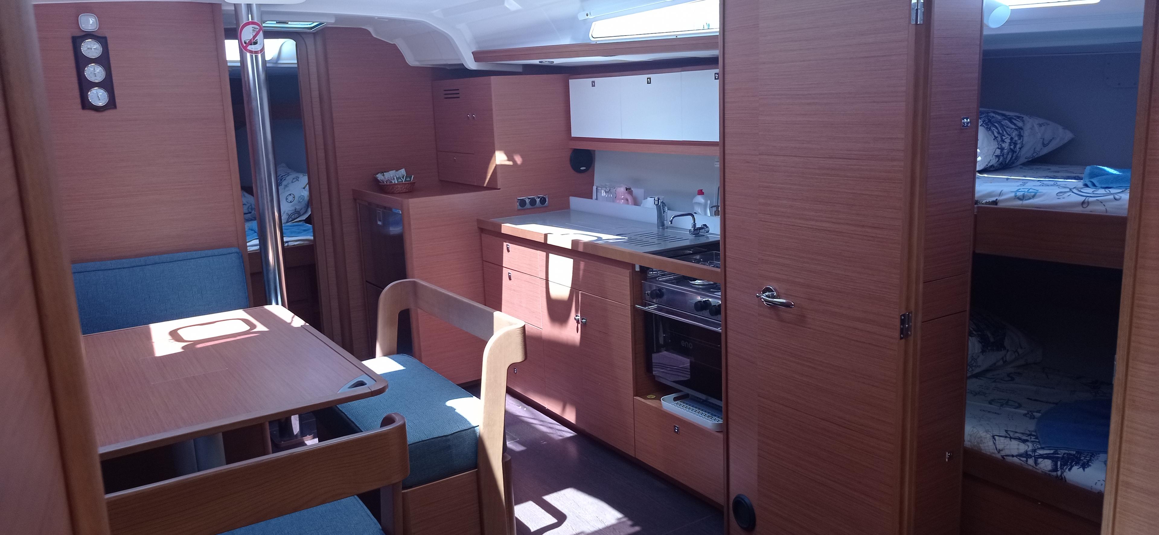 Dufour 430 GL, picture 8