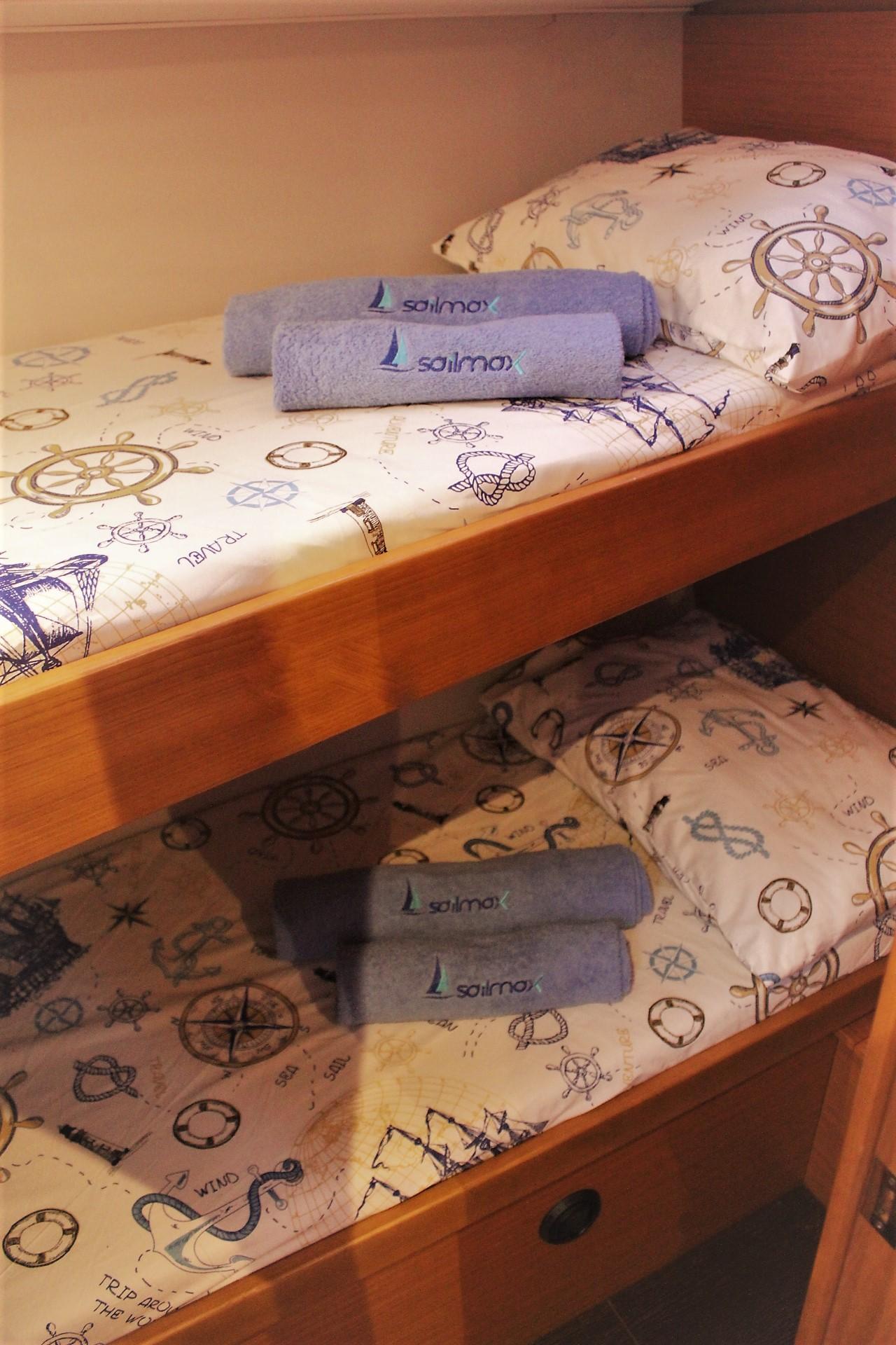 Dufour 430 GL, picture 12