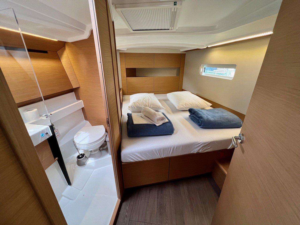 Sun Odyssey 410 - 3 cab., picture 11