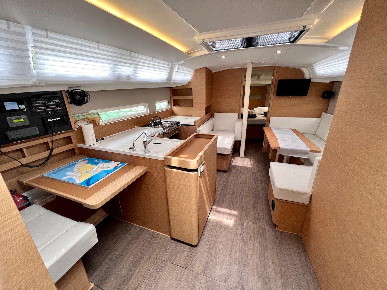 Sun Odyssey 410 - 3 cab., picture 5