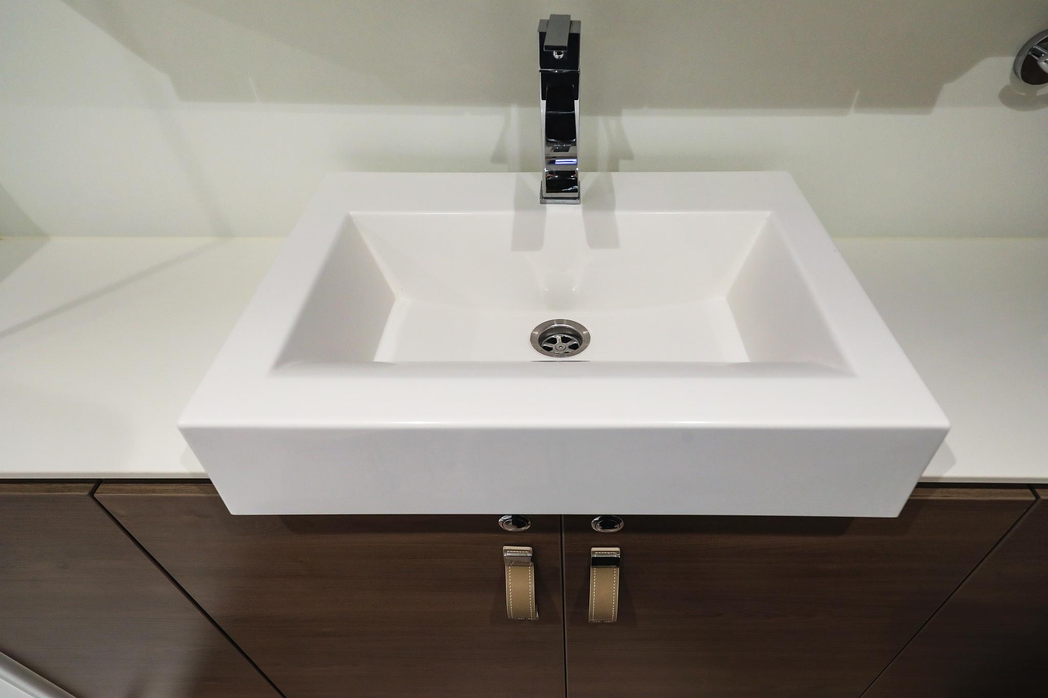 Bali 4.3 MY - 3 cab. - Adventure, picture 40