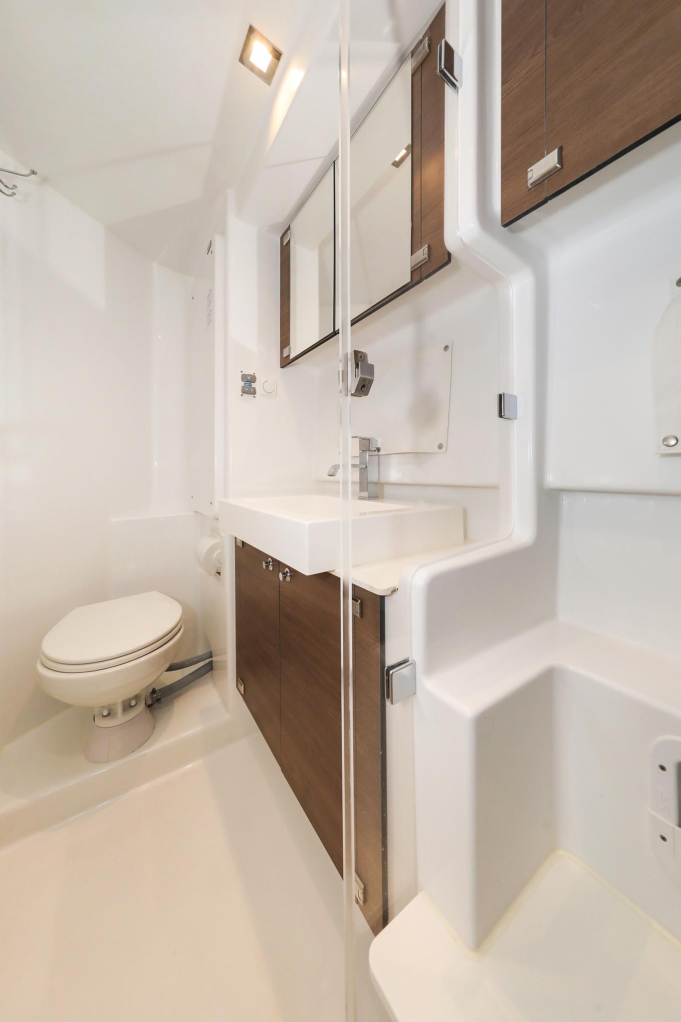 Bali 4.3 MY - 3 cab. - Adventure, picture 35