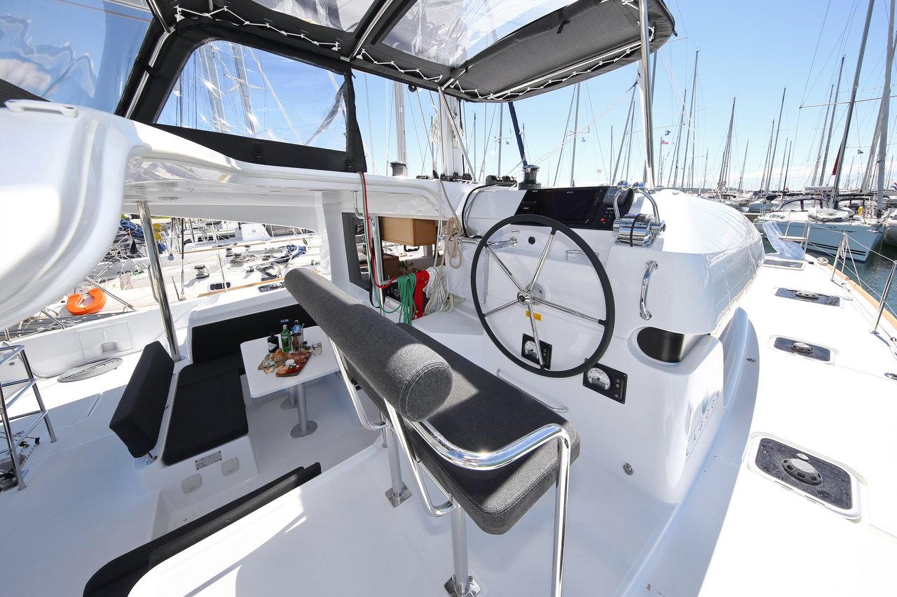 Lagoon 39 - 4 + 2 cab., picture 9