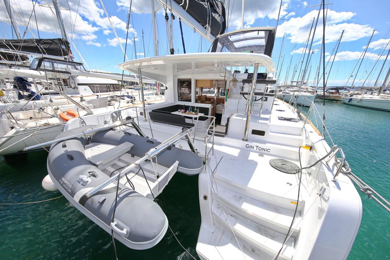 Lagoon 39 - 4 + 2 cab., picture 3