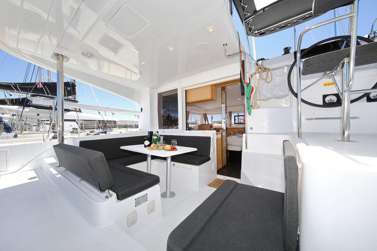 Lagoon 39 - 4 + 2 cab., picture 10