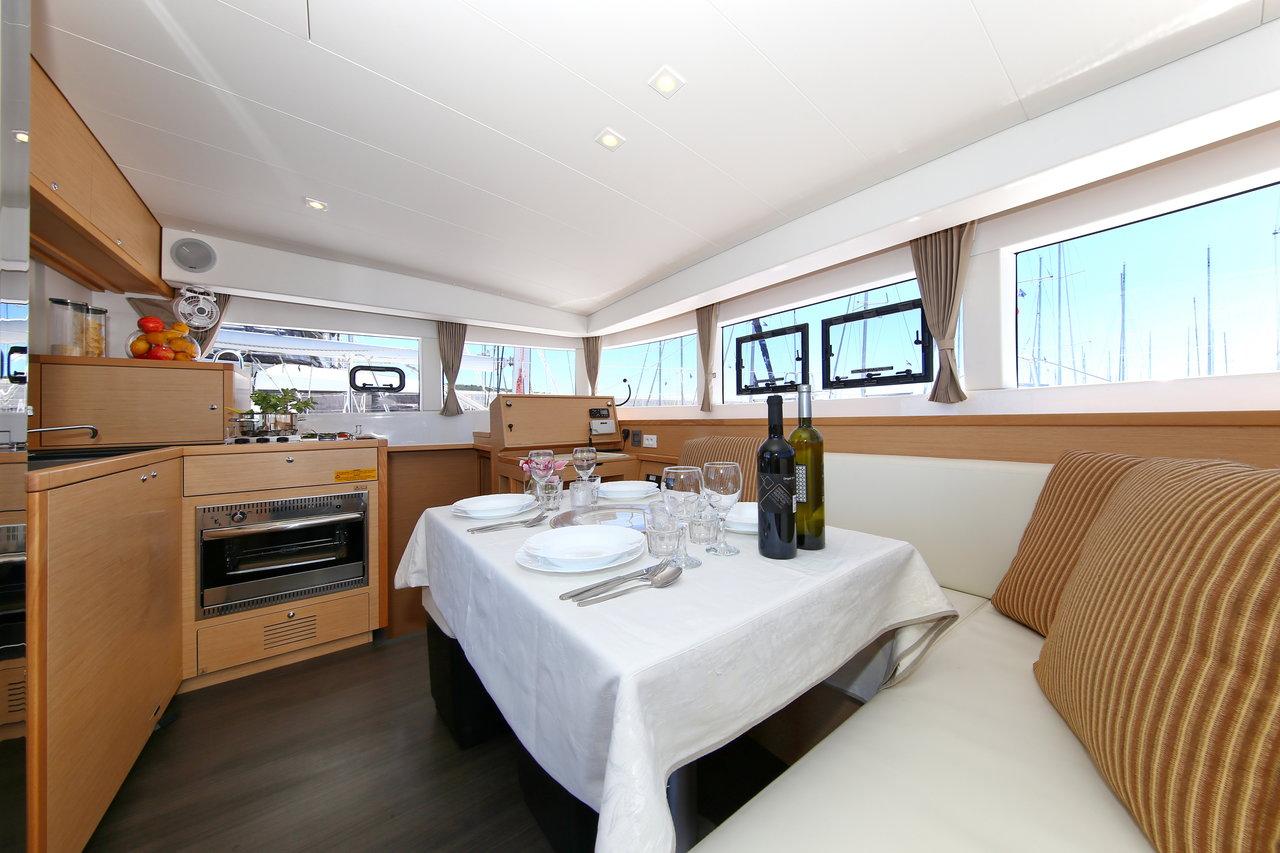 Lagoon 39 - 4 + 2 cab., picture 12