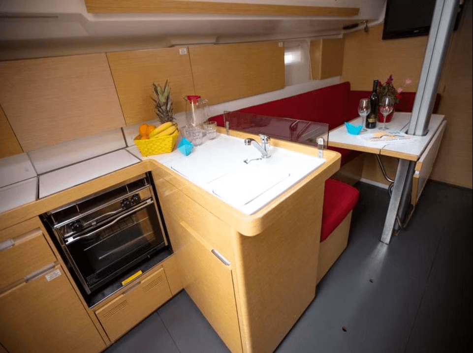 Elan 350 Performance - 3 cab., picture 7