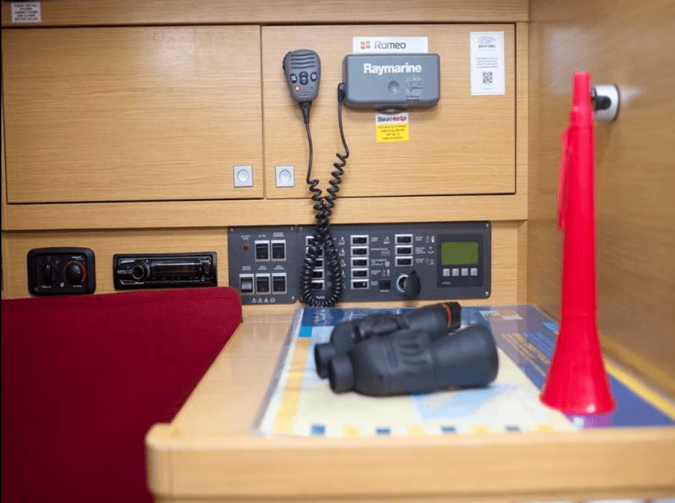 Elan 350 Performance - 3 cab., picture 11