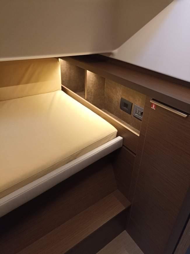 Lagoon 50 - 6 + 2 cab., picture 9