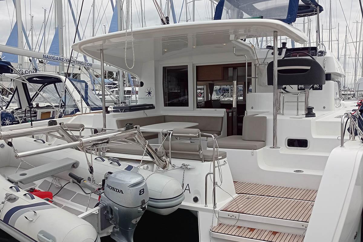 Lagoon 40 - 4 + 2 cab, picture 3