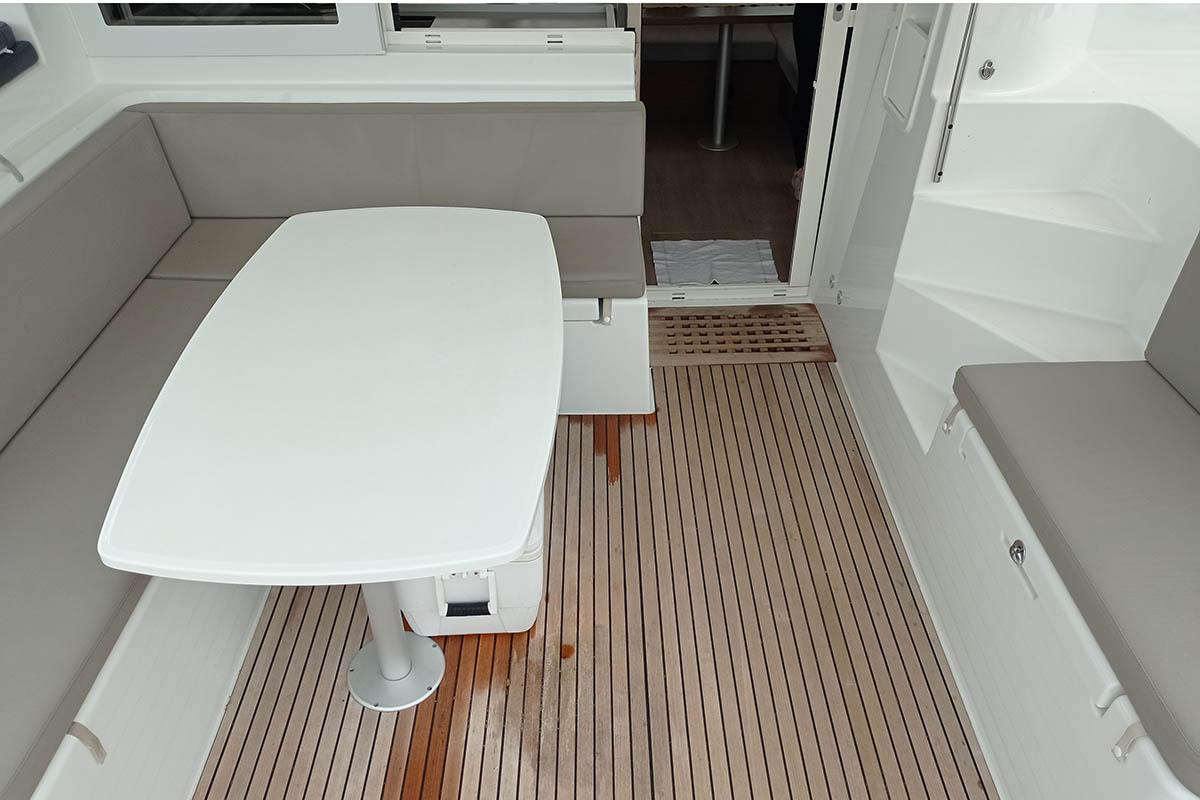 Lagoon 40 - 4 + 2 cab, picture 7