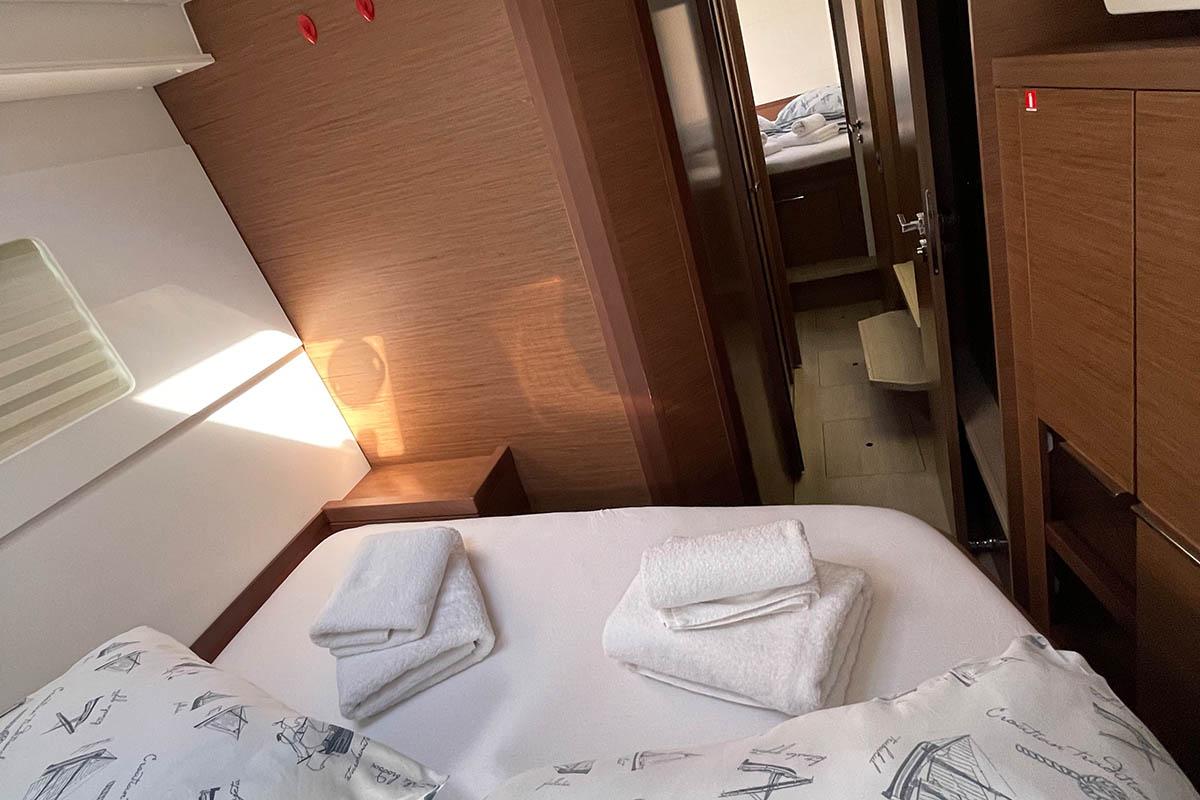 Lagoon 40 - 4 + 2 cab, picture 20