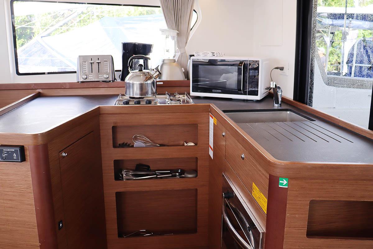 Lagoon 42 - 4 + 2 cab., picture 11