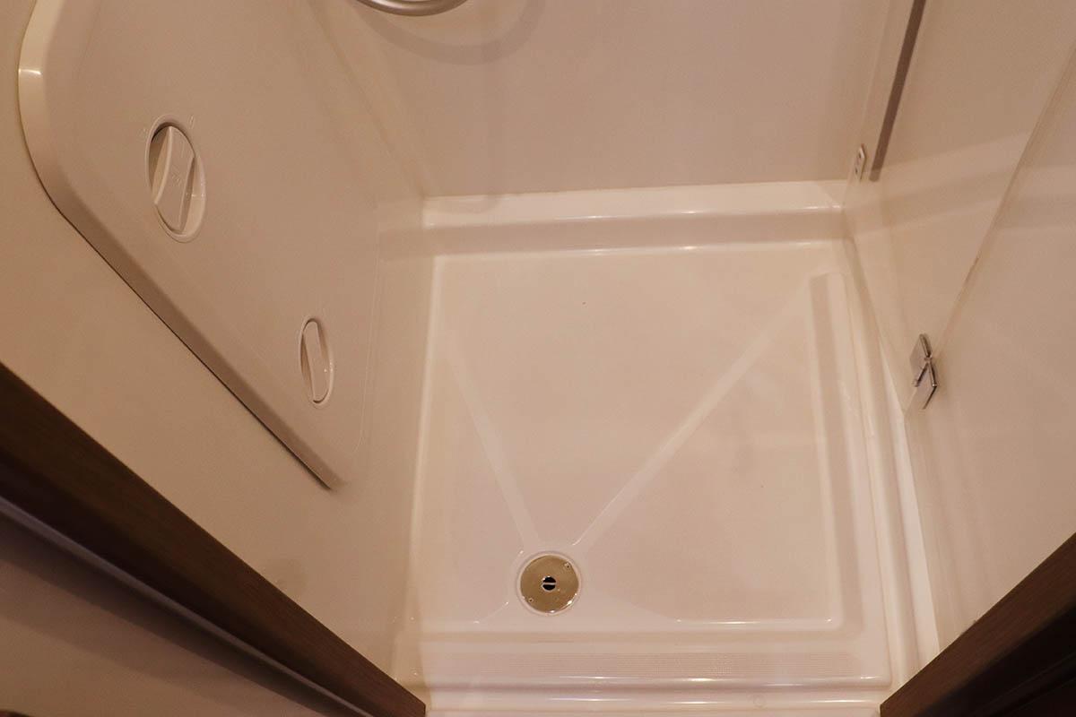 Lagoon 42 - 4 + 2 cab., picture 24