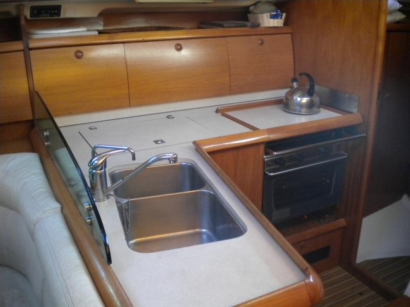 Sun Odyssey 40, picture 10