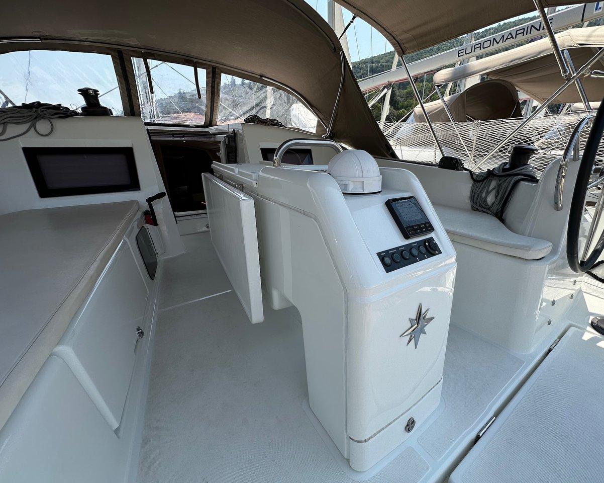 Sun Odyssey 410 - 3 cab., picture 4