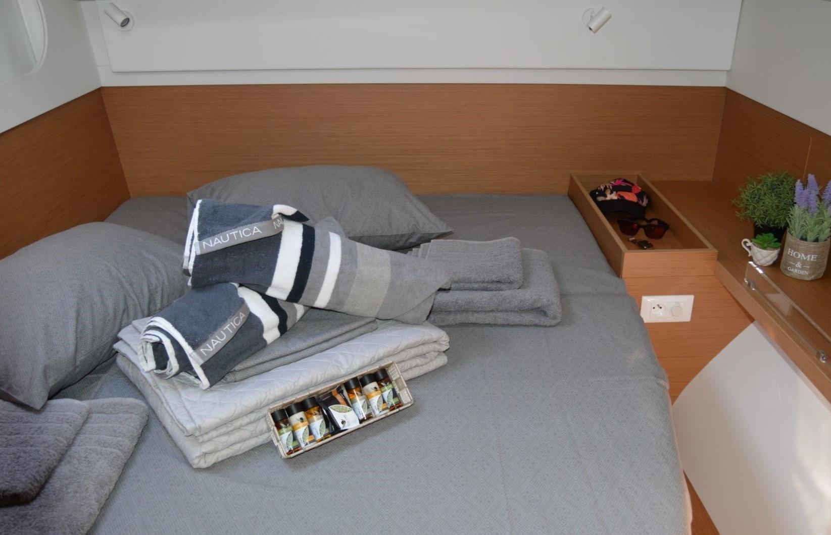 Excess 12 - 4 + 1 cab., picture 25