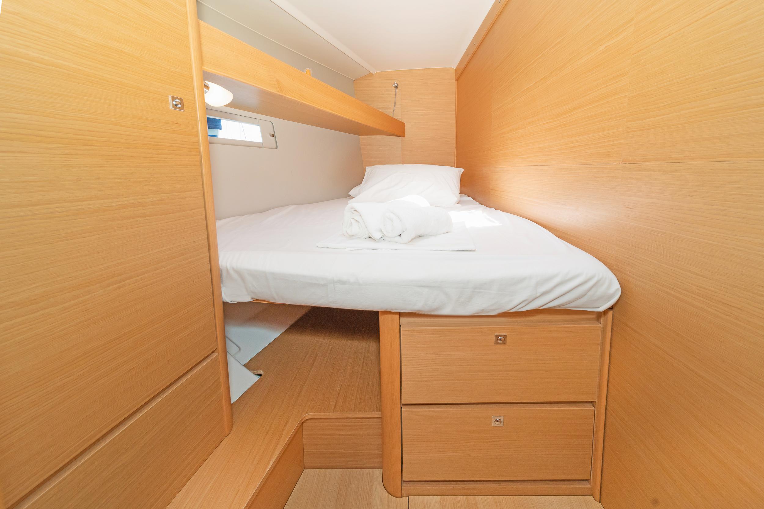 Dufour 460 GL, picture 3