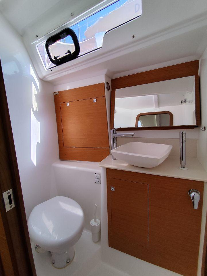 Dufour 390 GL, picture 15