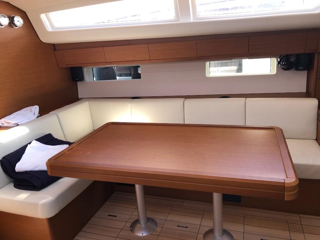 Jeanneau 54 - 5 + 1 cab.	, picture 7