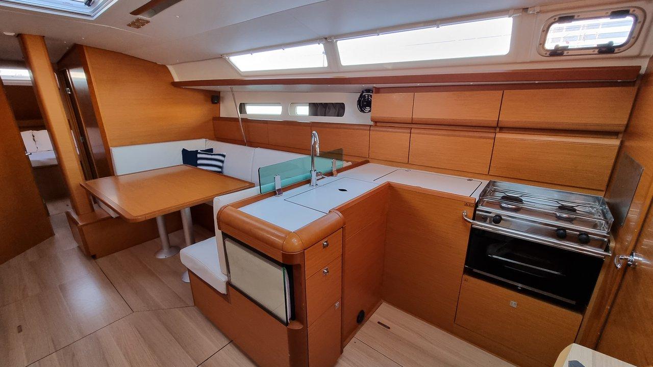 Sun Odyssey 449, picture 9